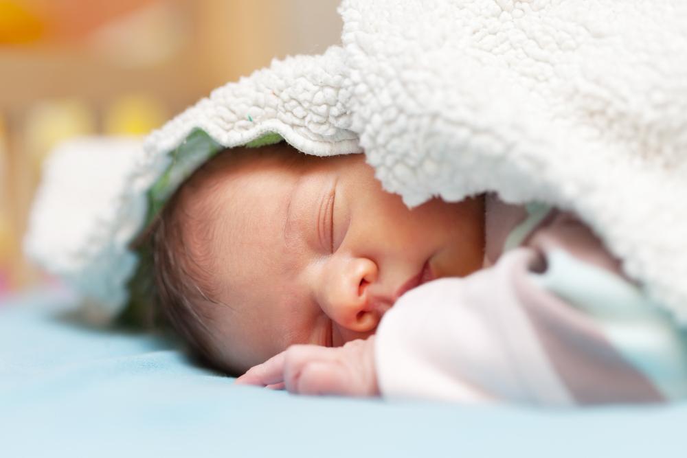 Manfaat Posisi Tidur yang Baik untuk Bayi